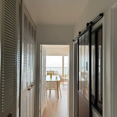 Front De Super 2 Equipe 아파트